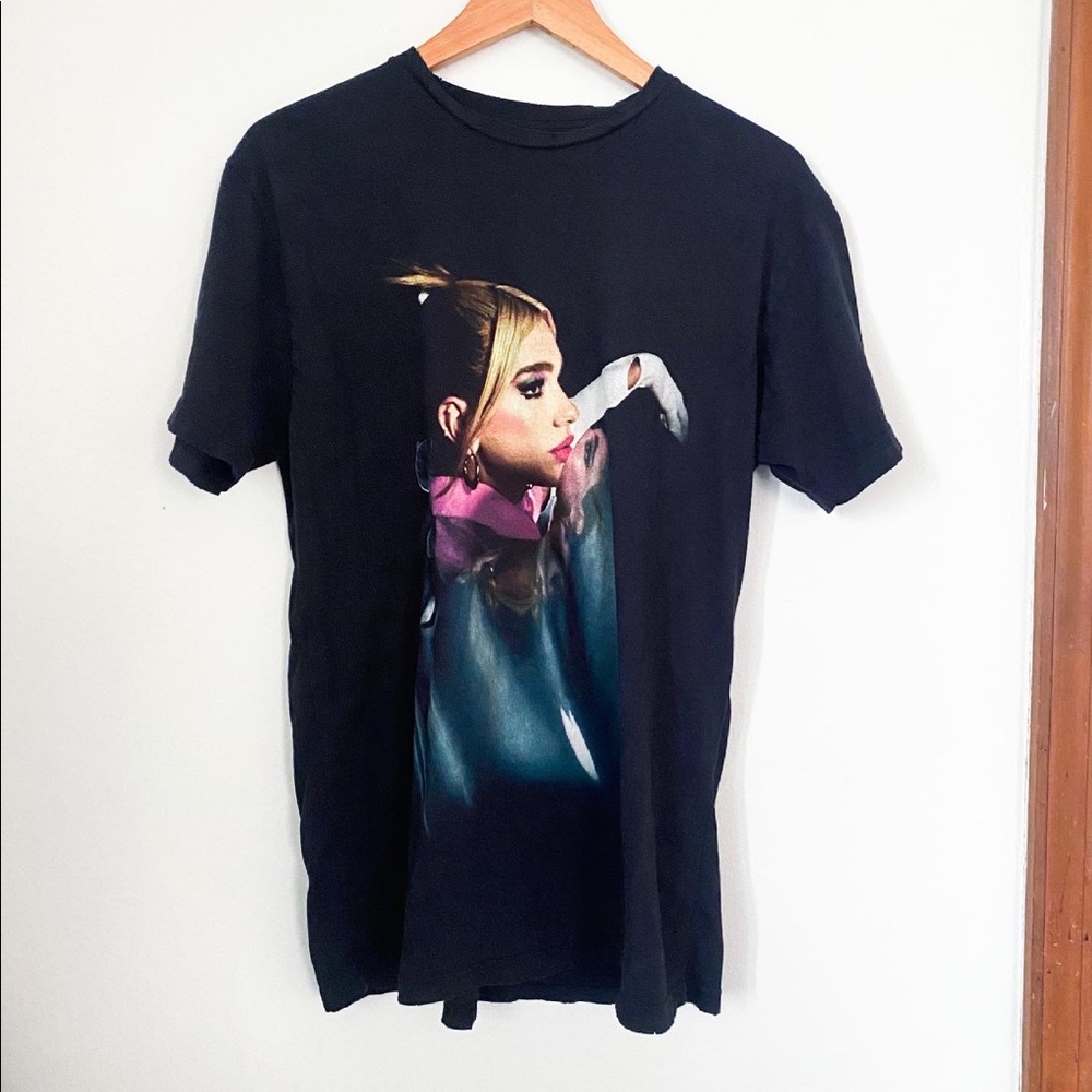 exclusive discontinued Dua Lipa tee